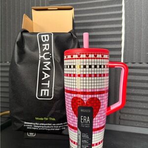 BrüMate X Anthropologie 2025 Valentine's Exclusive LOVE ON LOCK 40oz Era IN HAND